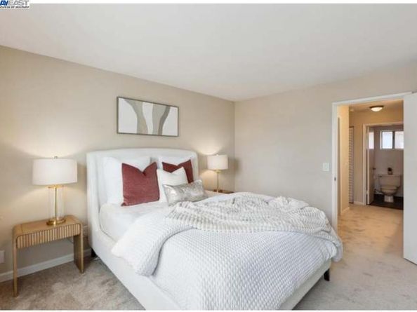 680 Dartmore Lane 260, Hayward CA 94544