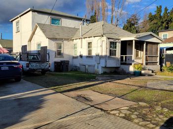 1233 87TH Ave