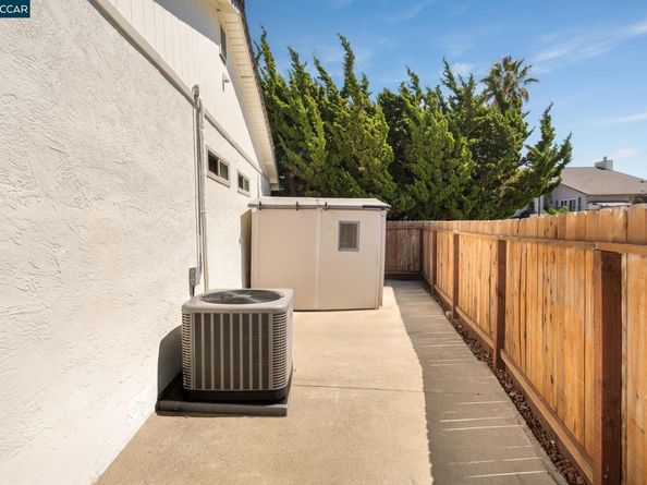 103 Columbine Dr, Hercules CA 94547