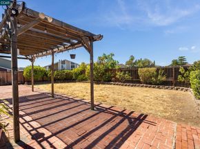 103 Columbine Dr, Hercules CA 94547