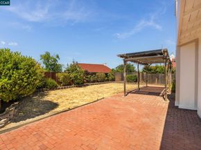 103 Columbine Dr, Hercules CA 94547