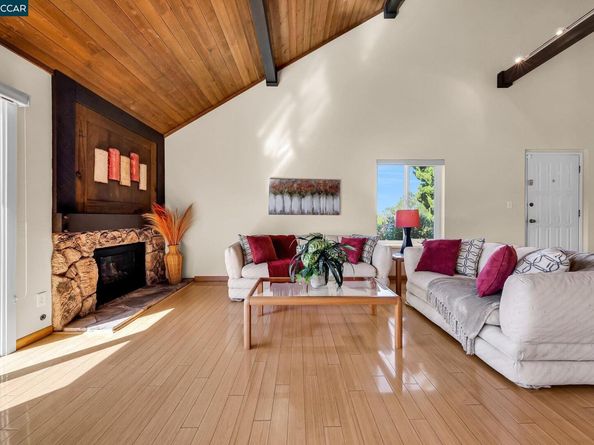 1310 Lewis Ln, Pinole CA 94564
