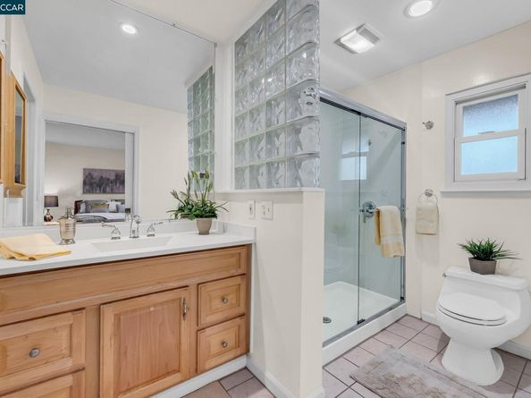 1310 Lewis Ln, Pinole CA 94564