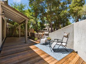 9 Moraine Court, Hercules CA 94547