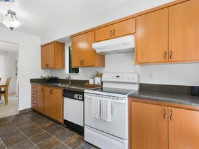 9 Moraine Court, Hercules CA 94547