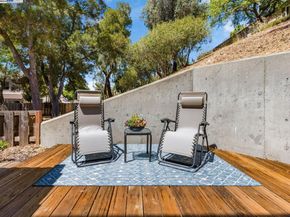 9 Moraine Court, Hercules CA 94547