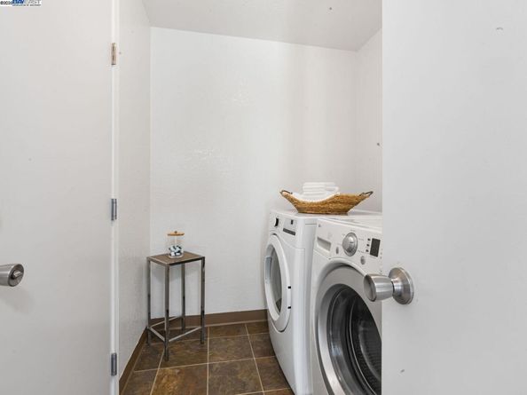9 Moraine Court, Hercules CA 94547