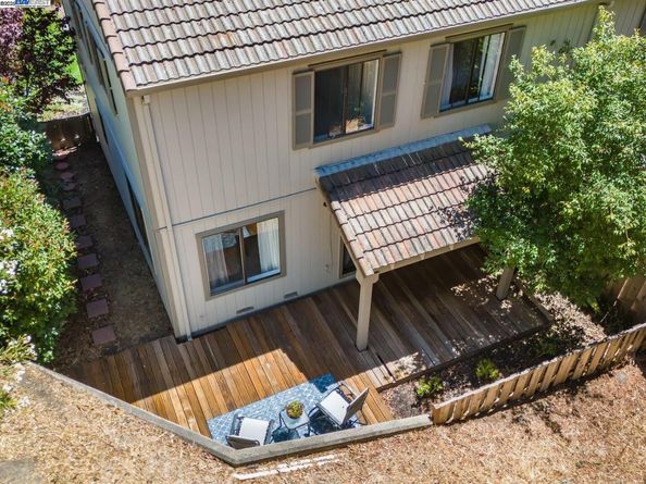 9 Moraine Court, Hercules CA 94547