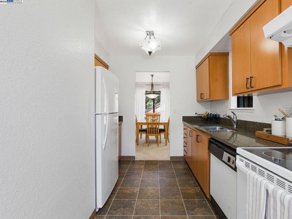 9 Moraine Court, Hercules CA 94547