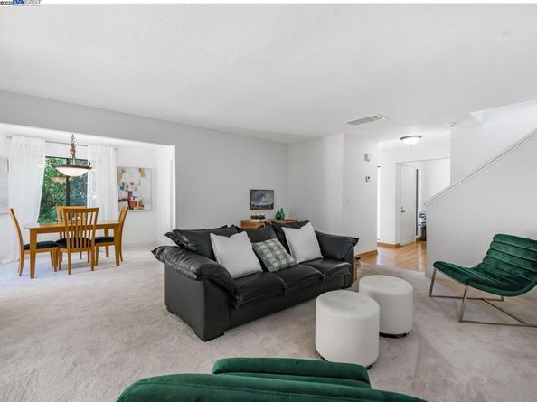 9 Moraine Court, Hercules CA 94547