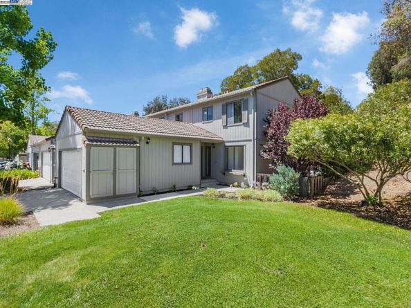 9 Moraine Court, Hercules CA 94547