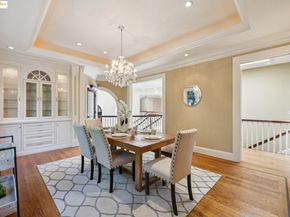 9 Burton Vista Ct, Lafayette CA 94549