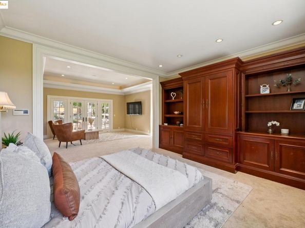 9 Burton Vista Ct, Lafayette CA 94549