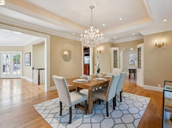 9 Burton Vista Ct, Lafayette CA 94549