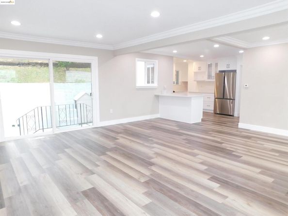 15976 Carolyn St, San Leandro CA 94578