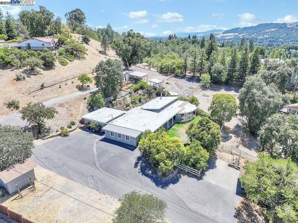 323 El Pintado Heights Dr, Danville CA 94526