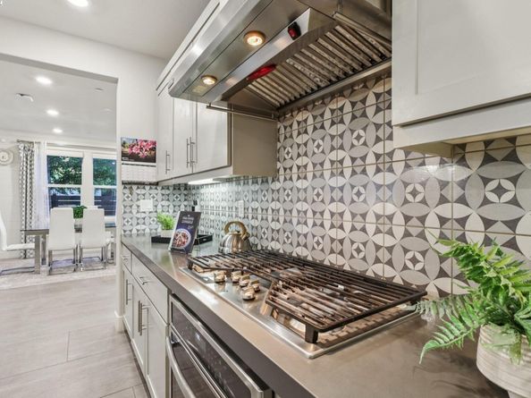 5789 Nugget Way, Dublin CA 94568