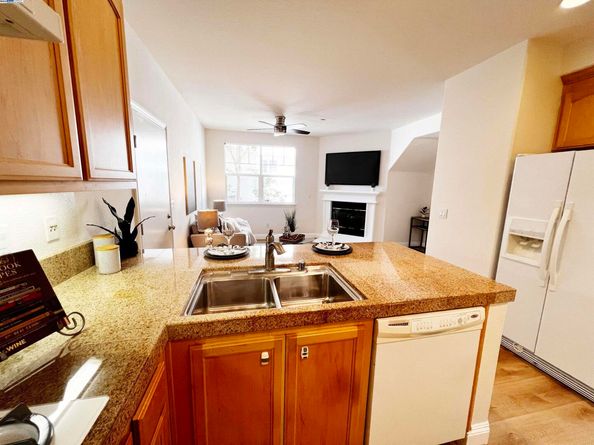 49031 Woodgrove Cmn, Fremont CA 94539