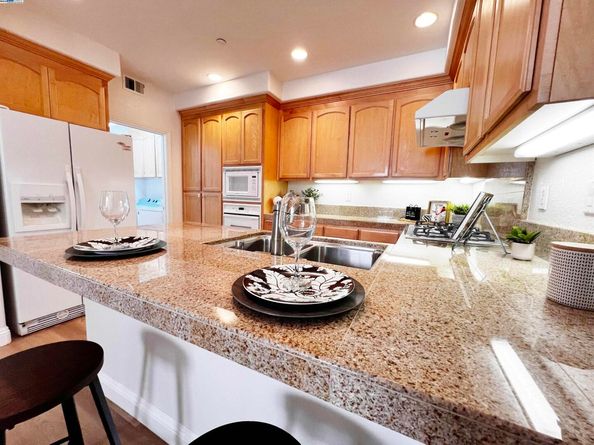 49031 Woodgrove Cmn, Fremont CA 94539