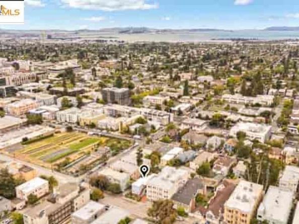 1682 Oxford St, Berkeley CA 94709