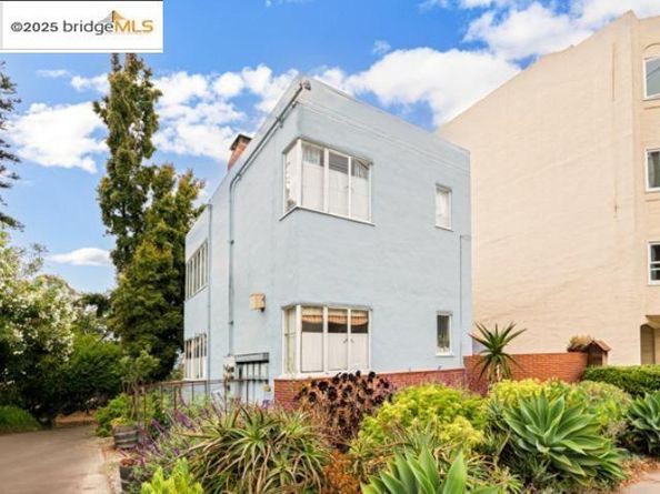 1682 Oxford St, Berkeley CA 94709