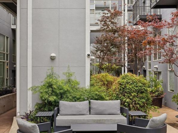 950 Harrison 223, San Francisco CA 94107
