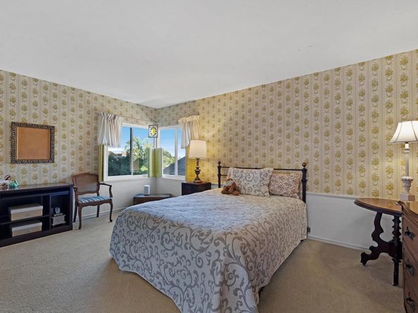 2863 Burton Dr, Oakland CA 94611