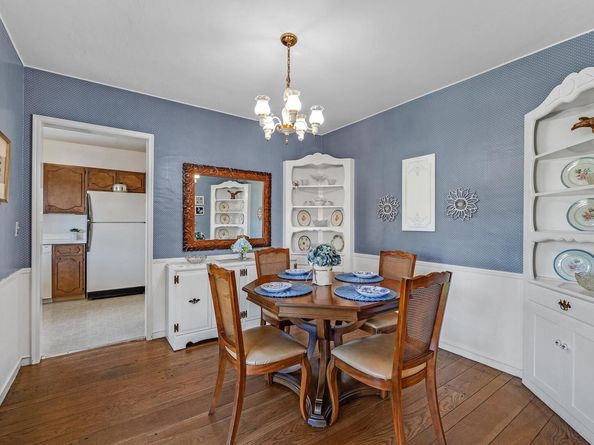 2863 Burton Dr, Oakland CA 94611