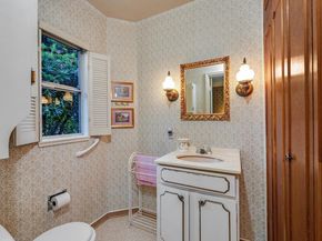 2863 Burton Dr, Oakland CA 94611