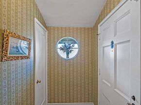 2863 Burton Dr, Oakland CA 94611