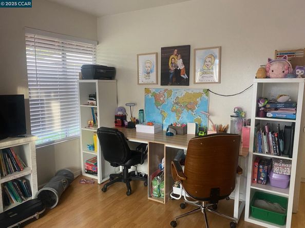 2081 Olivera Rd E, Concord CA 94520