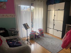 2081 Olivera Rd E, Concord CA 94520