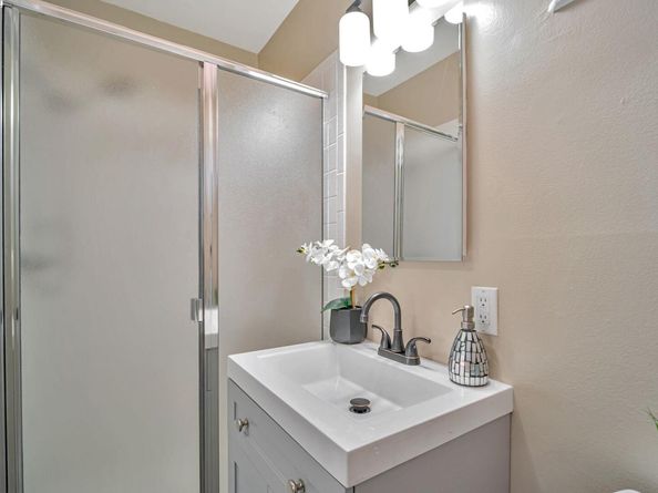 15586 Via Madeline, San Lorenzo CA 94580