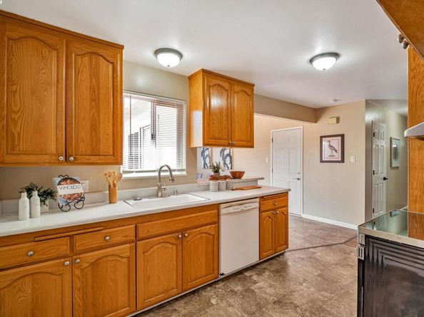 15586 Via Madeline, San Lorenzo CA 94580
