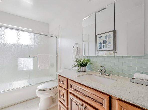 2474 Fairway Dr, San Leandro CA 94577