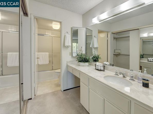 600 Terra California Dr 4, Walnut Creek CA 94595