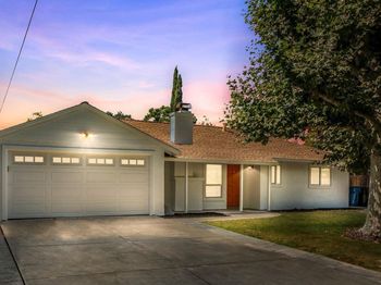 277 Gloria Dr