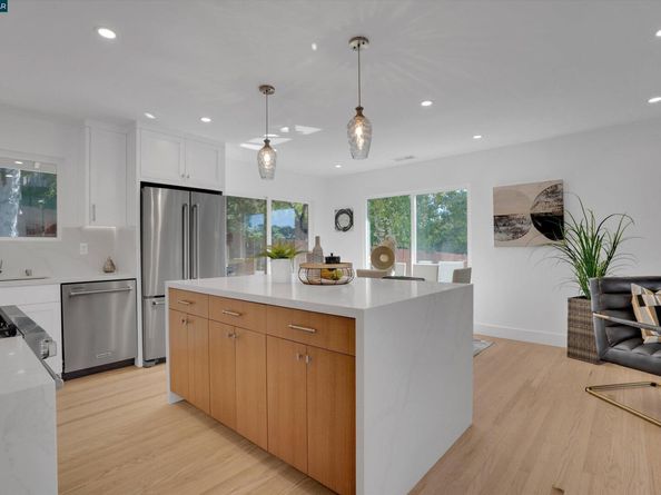 795 Canyon Rd, Redwood City CA 94062