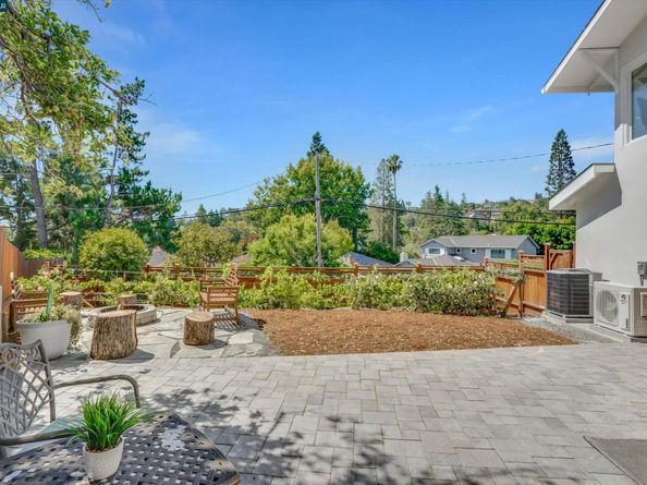 795 Canyon Rd, Redwood City CA 94062