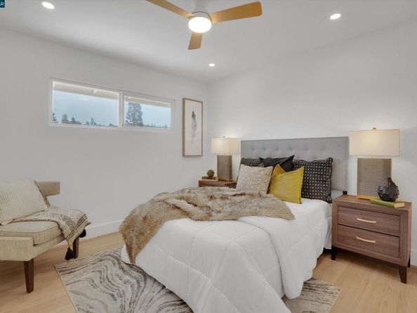795 Canyon Rd, Redwood City CA 94062