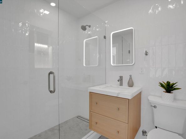 795 Canyon Rd, Redwood City CA 94062