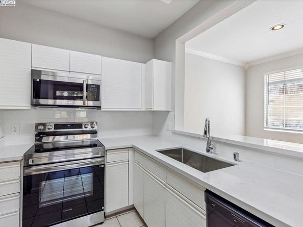 7054 Dublin Meadows St D, Dublin CA 94568