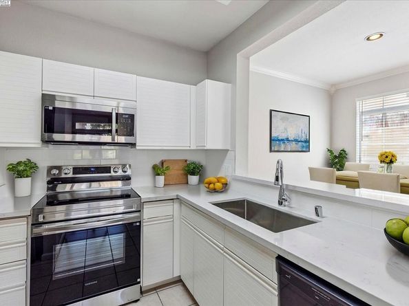 7054 Dublin Meadows St D, Dublin CA 94568
