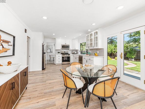 954 Crellin Rd, Pleasanton CA 94566