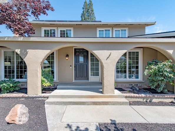 954 Crellin Rd, Pleasanton CA 94566