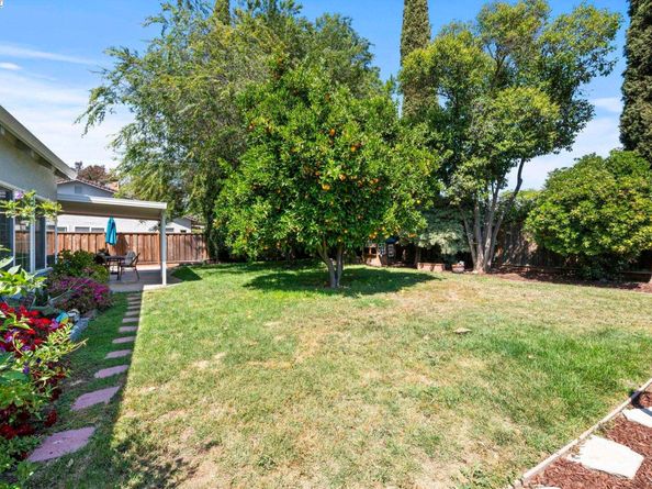 771 Hagemann Dr, Livermore CA 94551