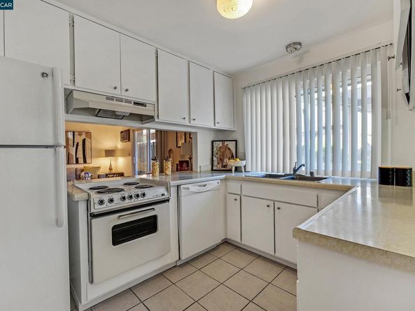 146 Ascot Court 2, Moraga CA 94556