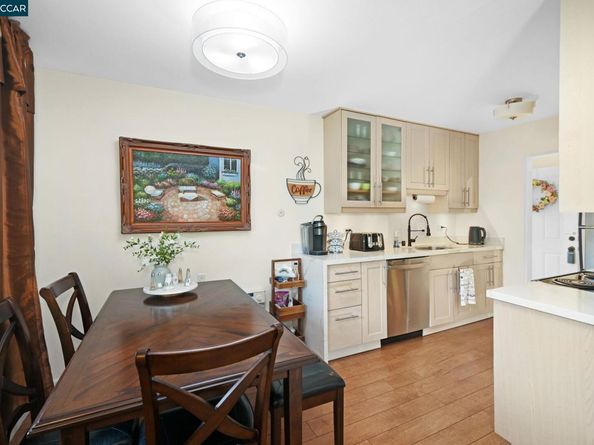 2180 Geary Road 20, Pleasant Hill CA 94523