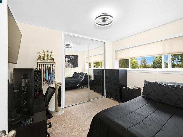 2180 Geary Road 20, Pleasant Hill CA 94523