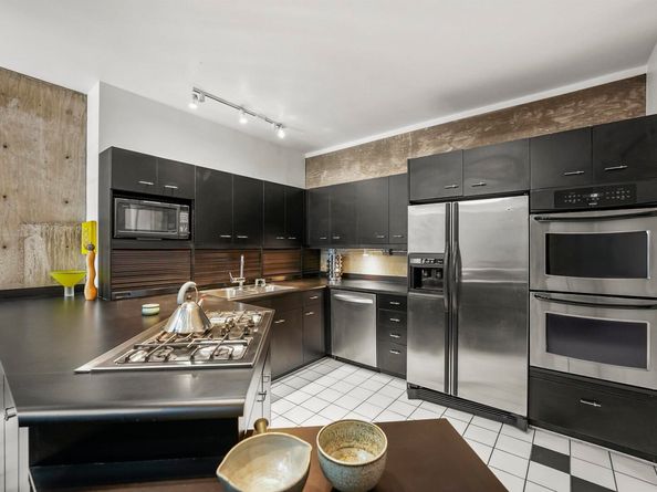 1822 Arrowhead Dr, Oakland CA 94611